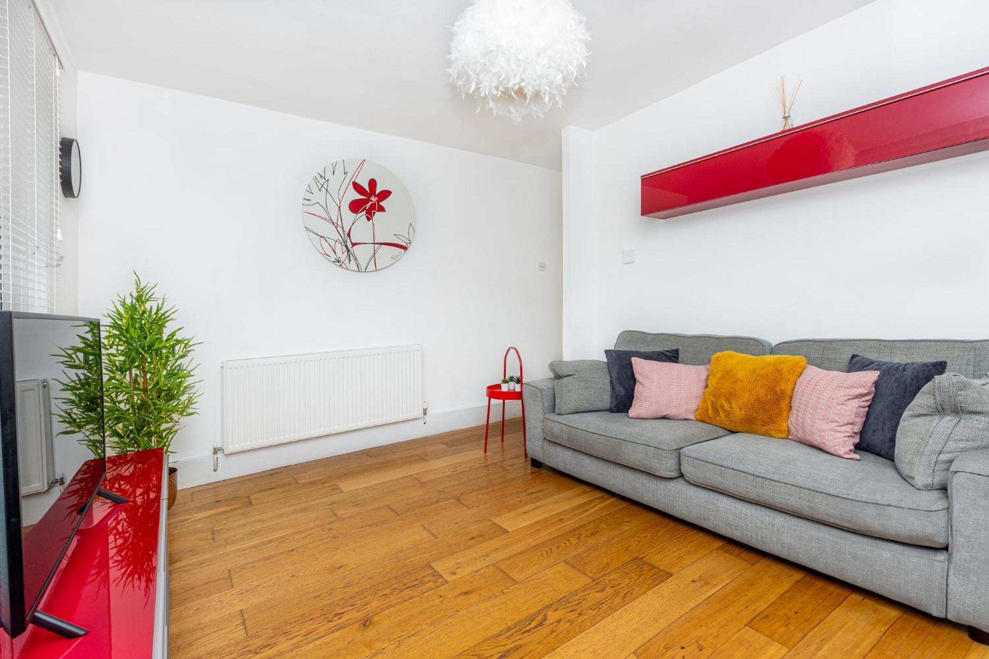 Appartamento Newly Refurbished 2br Wbalcony In Vibrant Peckham Londra