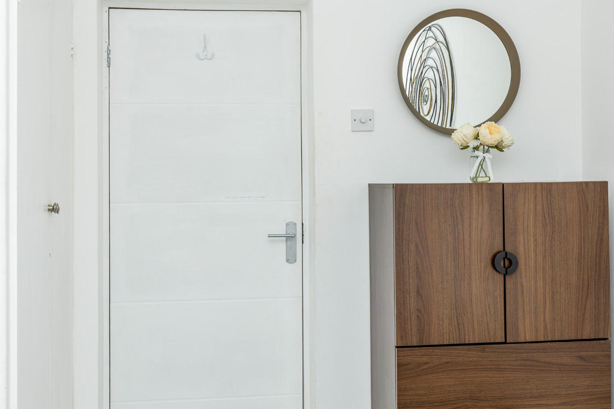 Newly Refurbished 2br Wbalcony In Vibrant Peckham * Londra