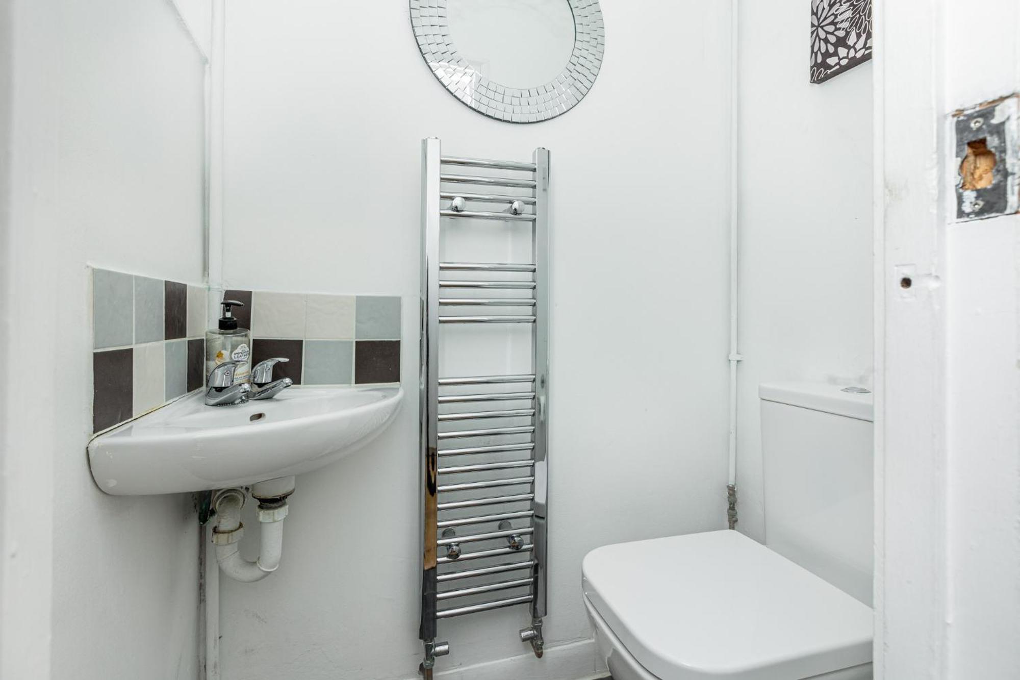 Newly Refurbished 2br Wbalcony In Vibrant Peckham Appartamento *