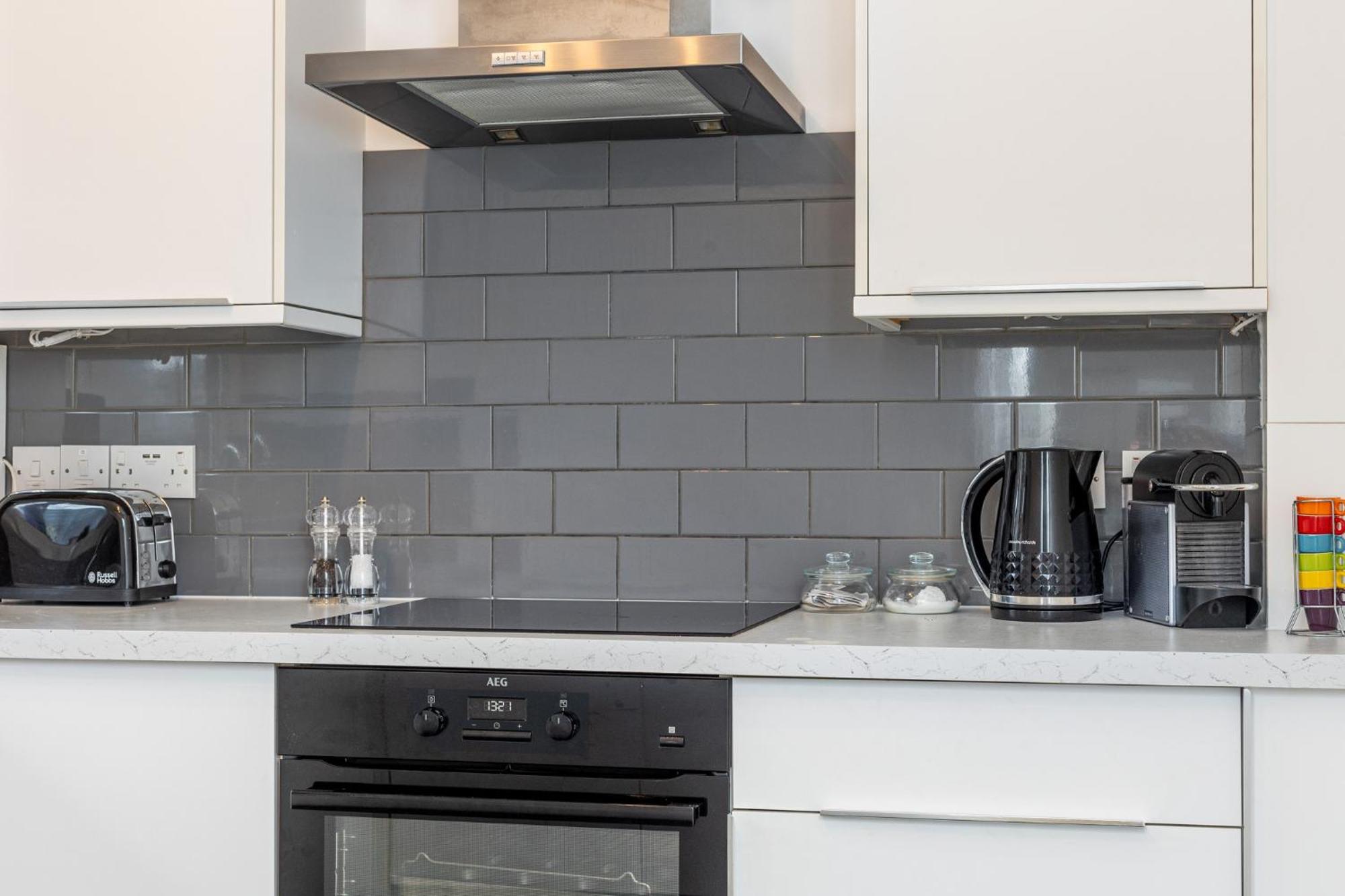 Appartamento Newly Refurbished 2br Wbalcony In Vibrant Peckham Londra